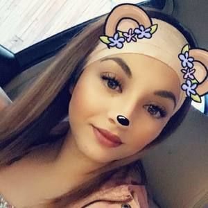 Meet your Posher, Cristina